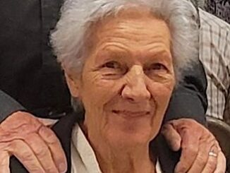 Glenna M Chrisman Housden