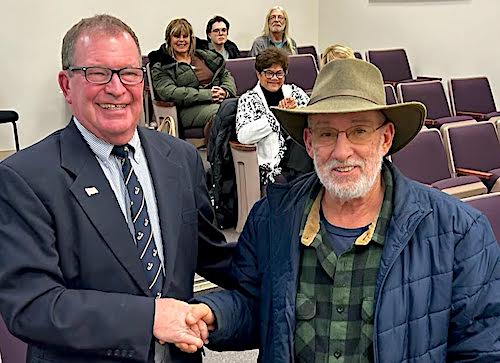 Dave Sours recognized by Mayor Jerry Dofflemyer for years of service
