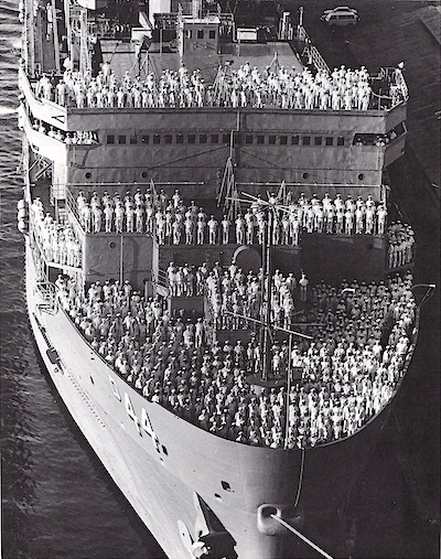 USS_Shenandoah_AD_44_Crew